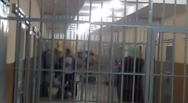 PCC: Amanecer tenso en Centro de Rehabilitación de Itapúa, pero “ya está controlado” - Nacionales - ABC Color