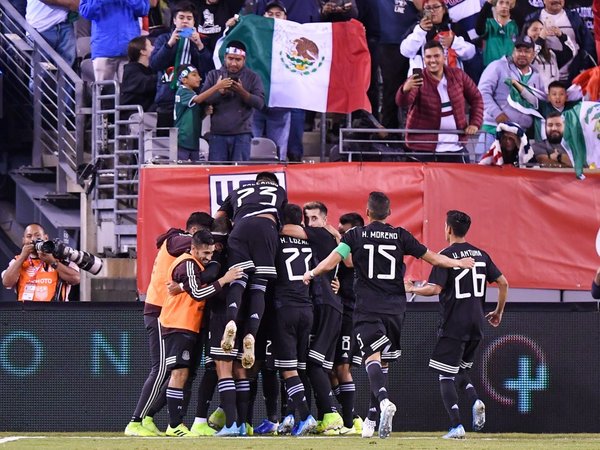 México se exhibe y golea a la peor versión de Estados Unidos