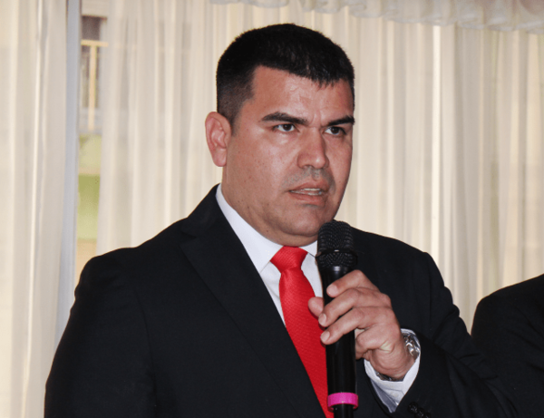 “Vaquita” de 2.000 millones para liberar a Cucho: exdirector de Migraciones de Abdo es uno de los 4 que puso su parte - ADN Paraguayo
