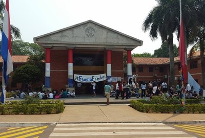 Levantan paro académico
