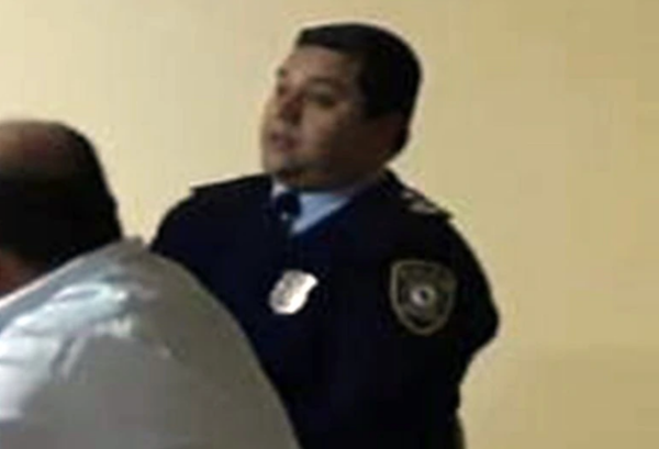 HOY / Comisario en "modo borracho" tomó su guardia y comenzó a maltratar, fue destituído