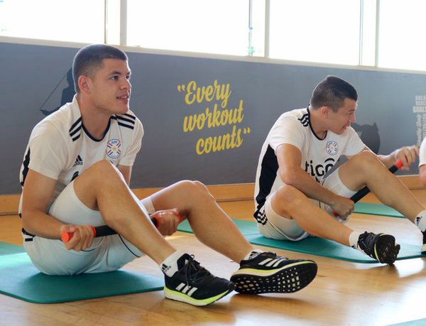 La selección entrenó en Amán - Fútbol - ABC Color