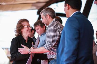 Ejecutivo reafirma su apoyo a sectores que apuestan al trabajo | .::Agencia IP::.
