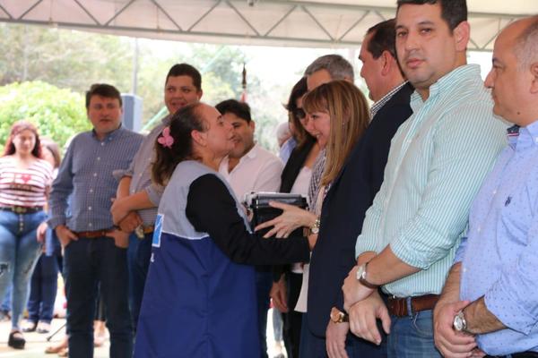 Habilitan aula móvil en Concepción con cursos y kits de insumos a los alumnos » Ñanduti