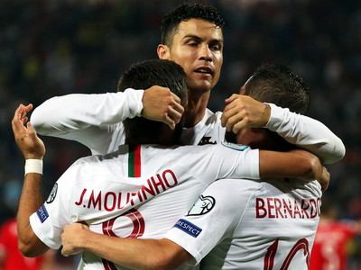 Portugal se impone ante Serbia y se pone segundo en su grupo