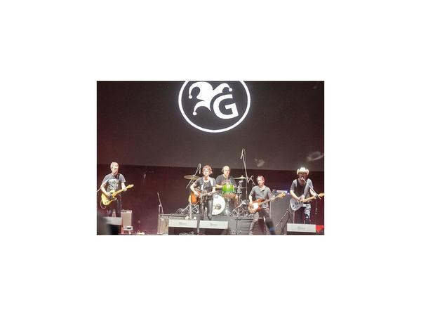 Maratónico Cosquín Rock cautivó a miles con variedad musical