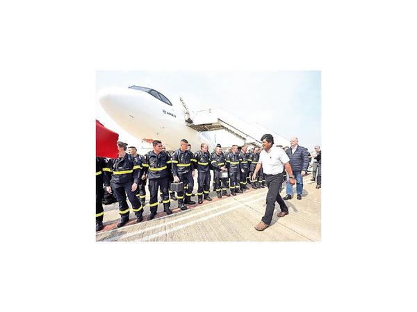 Bolivia recibe ayuda para apagar incendios