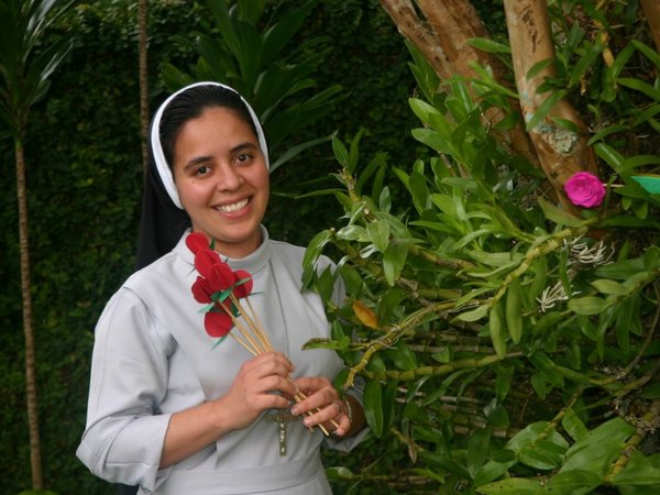 Una religiosa paraguaya consagra su vida al servicio de los niños carenciados en Brasil