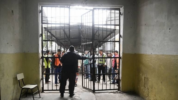 HOY / Abdo promulga la Ley de Emergencia Penitenciaria