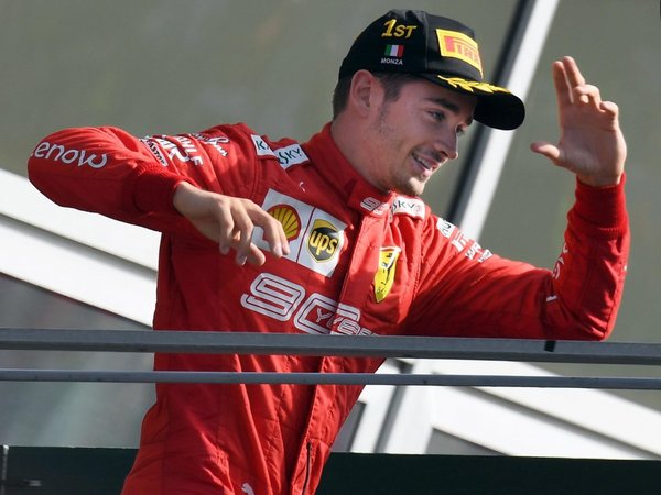 Leclerc conquista Monza