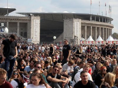 El Lollapalooza Berlín, entre un festival musical y una feria popular