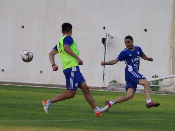 Berizzo prepara la estrategia para medir a Jordania