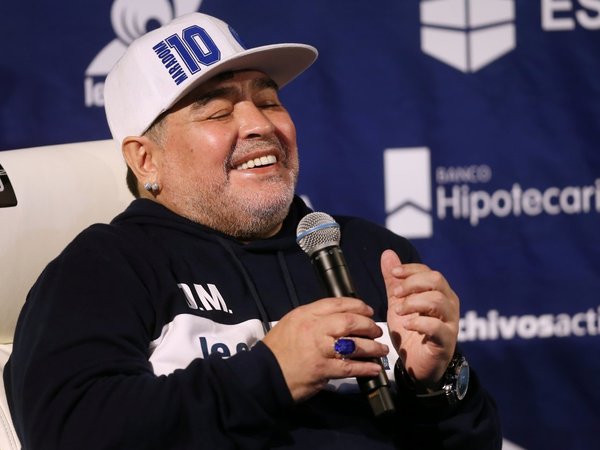Maradona y su vuelta al fútbol argentino: "Sentía el corazón a reventar"
