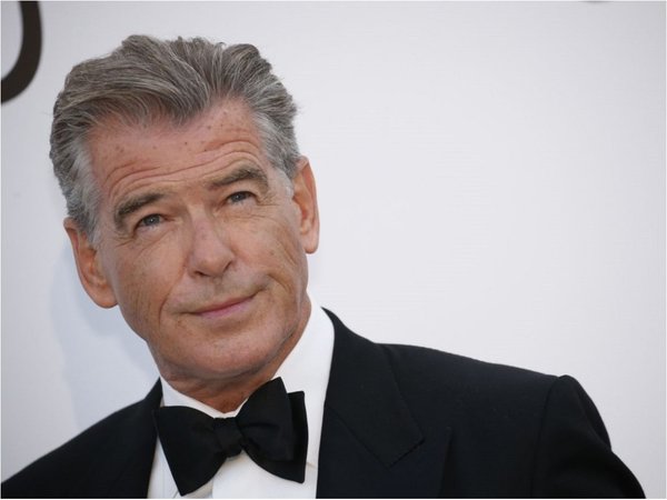 Pierce Brosnan cree que una mujer debe hacer de James Bond