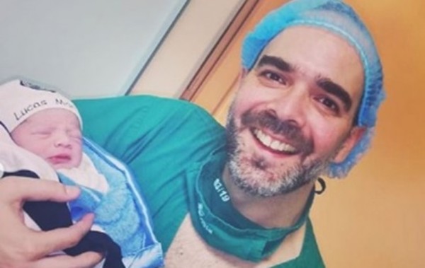 Nació El Hijo De Álvaro Mora