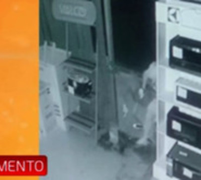 Captan a dos delincuentes que intentaron robar Cooperativa de Luque - Paraguay.com