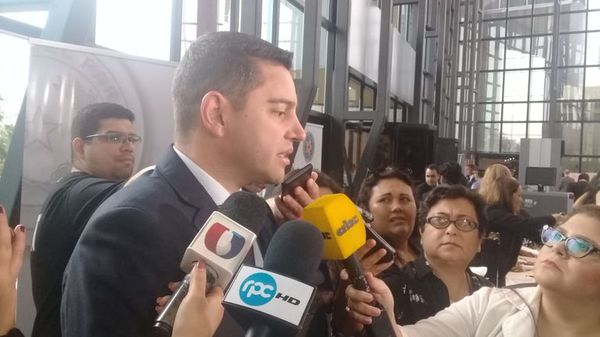 Diputado Pedro Alliana afirma que su cuñado ocupa “cargo de confianza” - Notas - ABC Color