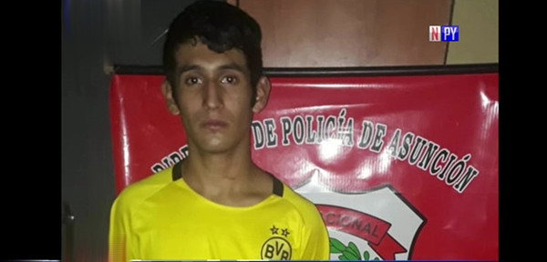 Tiene arresto domiciliario pero fue grabado robando en una casa | Noticias Paraguay