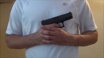 HOY / Niño recibe disparo de arma  de fuego en el abdomen, su  padrastro dice: "fue accidental"