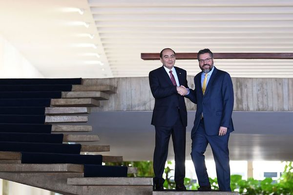 Brasil y Paraguay apuestan por “integración de cadenas productivas” - Mundo - ABC Color