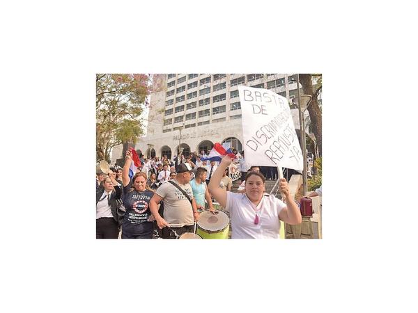 Huelga judicial si la Comisión Bicameral no concede reajuste