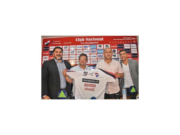 “Queremos que el club recupere su identidad”