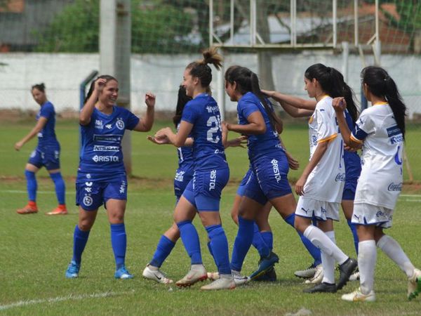 Sigue el tridente invicto - Fútbol - ABC Color