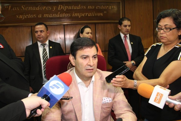 Beto Ovelar no descarta una candidatura de consenso para la presidencia de la ANR