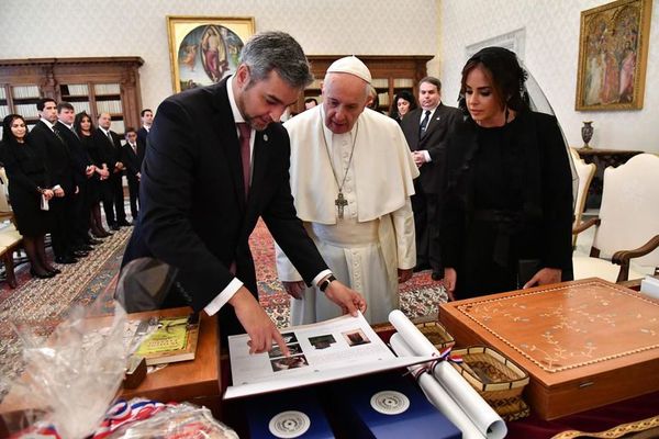 Marito anuncia viaje a Italia y reunión con el papa Francisco  - Nacionales - ABC Color