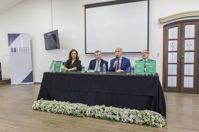 Libro “Derecho Ambiental” se presenta de la mano de la Ley Paraguaya