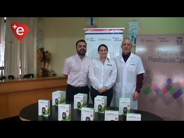 VII SÉPTIMA REGIÓN SANITARIA ENTREGA GLUCÓMETROS PARA U.S.F. DE ITAPÚA
