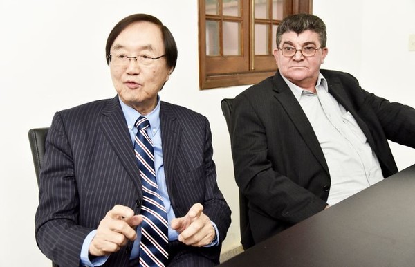 Hacer negocios con China Continental implica reconocerla como 'la única China'