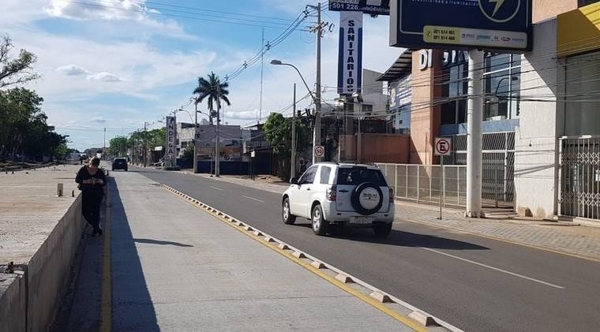 HOY / Frentistas dicen que hay 200 locales que no alquilan pese a paralización de metrobús