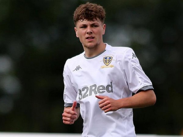 Suspenden a un jugador del Leeds por apostar