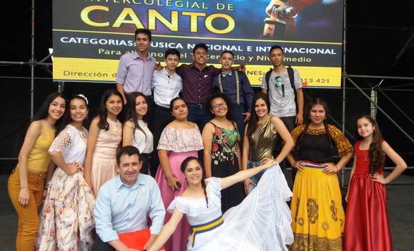 Concurso intercolegial de canto en la Expo Luque •