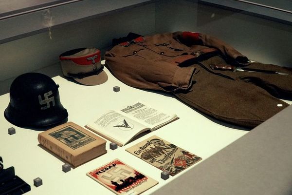 La exposición de “diseño” nazi que divide a Holanda: ¿arte o apología? - Cultura - ABC Color