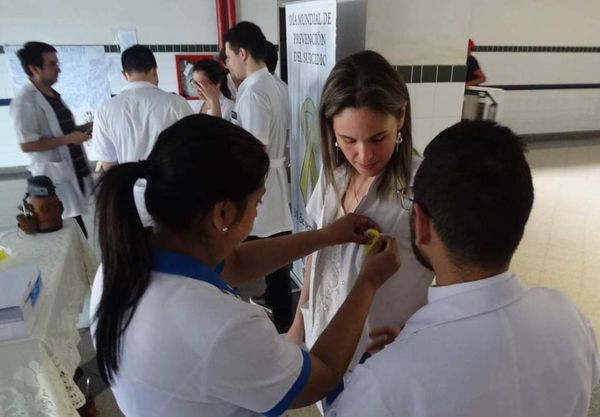 “Trabajando juntos para la prevención del Suicidio”