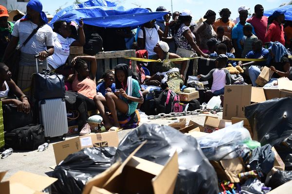 Bahamas enfrenta una crisis de desplazados