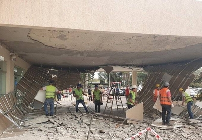 HOY / Desplome de cielo raso en el IPS: encargada de obras culpa al viento, el terror se queda