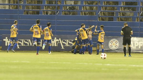 Luqueño avanzó a los cuartos - Fútbol - ABC Color