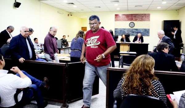 Policías afirman que comisaría fue utilizada para torturar a camaradas - Judiciales y Policiales - ABC Color