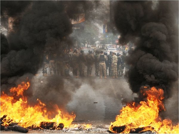 Protesta de paseros desató jornada de furia en zona primaria de CDE