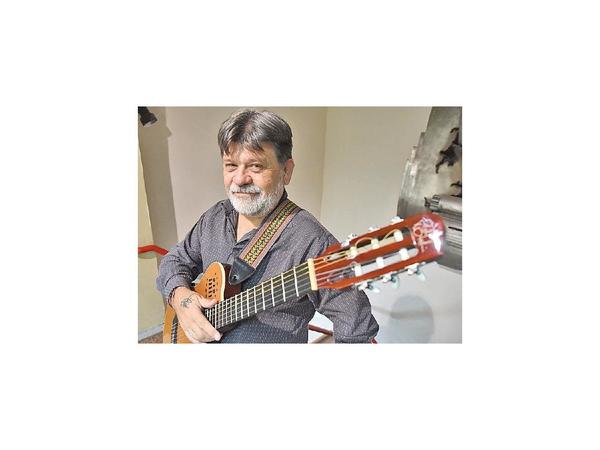 Flecha: “Pete Seeger es un referente musical y ético”