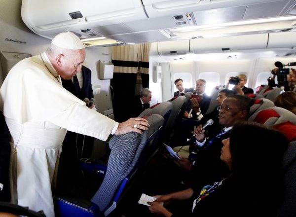 Papa Francisco defiende su mensaje con enfoque social - Internacionales - ABC Color