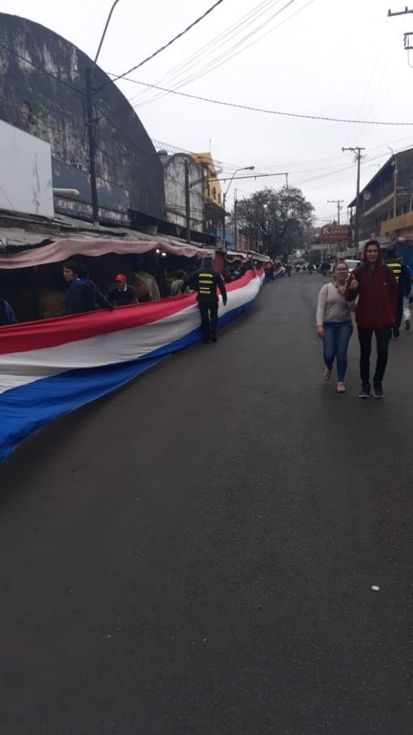 Manifestación: Cierran Julia M. Cueto y Gral. Caballero | San Lorenzo Py