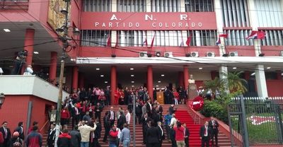 ANR conmemora 132º aniversario fundacional: Junta de Gobierno pide “números positivos” a Mario Abdo