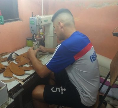 JUGADOR, ZAPATERO Y LICENCIADO