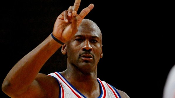Michael Jordan y una millonaria suma para ayudar a Bahamas