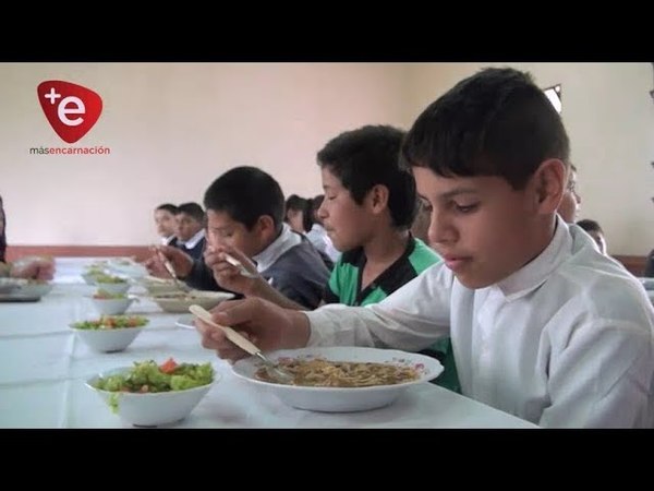 ALMUERZO ESCOLAR EN CAMBYRETÁ BENEFICIA A MÁS DE 800 ALUMNOS