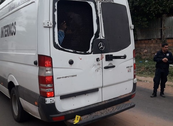 Fuga de jefe narco: 'es una clara falla de protocolo de seguridad', afirma experto en seguridad